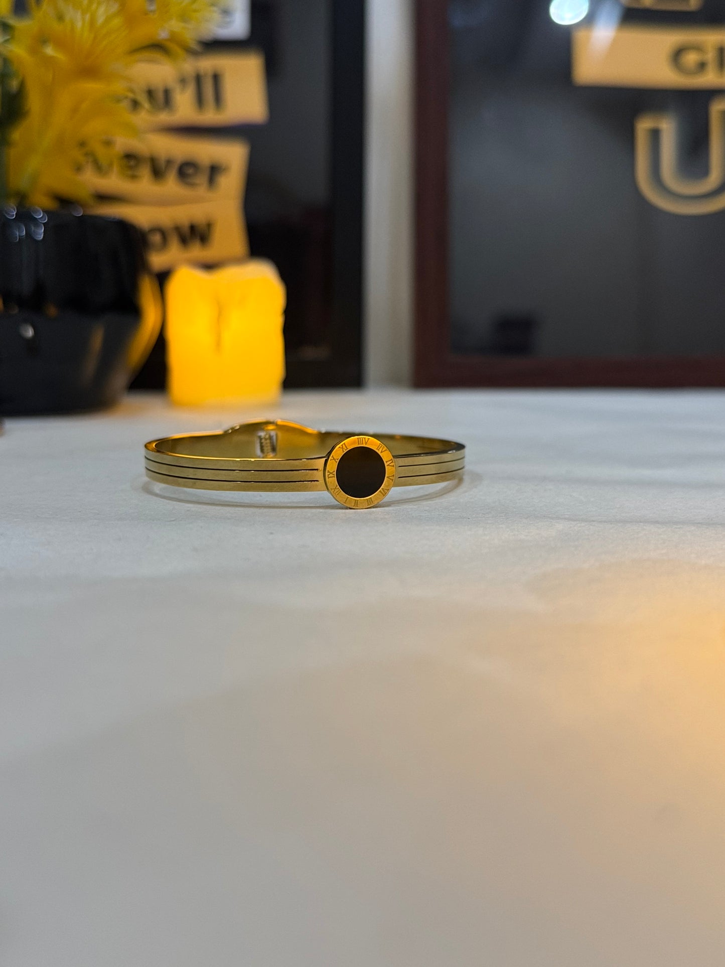 Lamise Classic Circle Bracelet | Minimalist Roman Circle Bangle